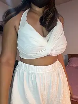 Snapshot of Cinderella-98 chatting on 29, 3, 2026 Cinderella-98 online show from 29, 3, 2026