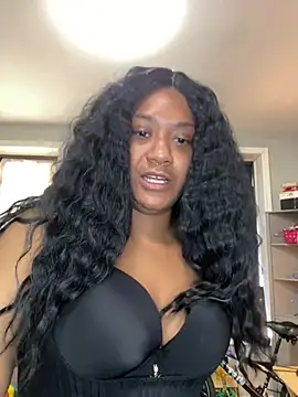 Snapshot of LunaWolfie143 chatting on 9, 3, 2025 LunaWolfie143 online show from 9, 3, 2025