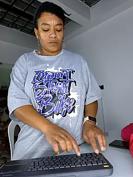 Selket11 online show from 25, 1, 2025