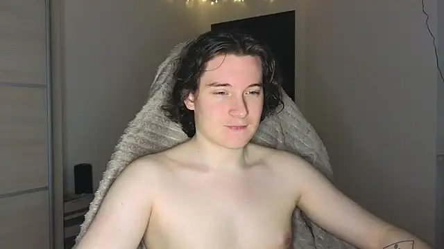 MoreRealAlex online show from 13, 11, 2025