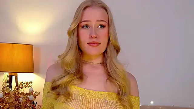 JuliaJaee online show from 12, 1, 2025