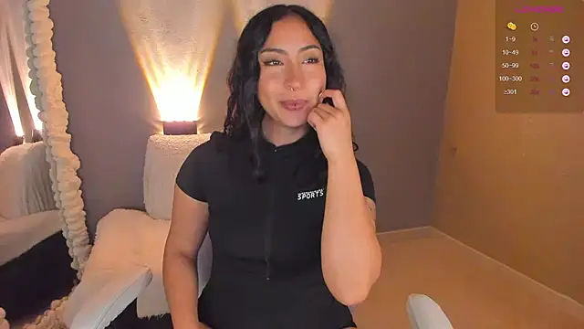 amber curly online show from 4, 2, 2025