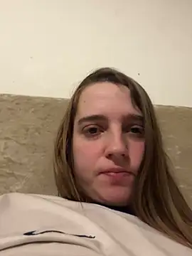 Snapshot of EvieRoseex chatting on 7, 3, 2025 EvieRoseex online show from 7, 3, 2025