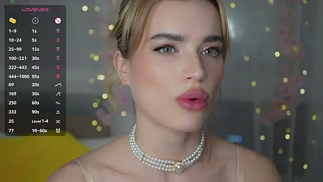 Snapshot of JodyBlow chatting on 25, 2, 2025 JodyBlow online show from 25, 2, 2025