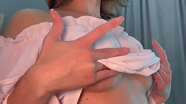 Snapshot of JodyBlow chatting on 11, 10, 2025 JodyBlow online show from 11, 10, 2025