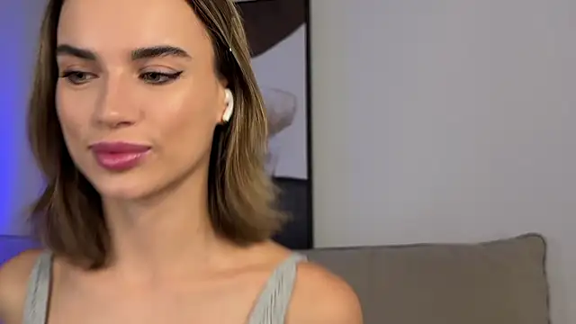 Snapshot of JodyBlow chatting on 25, 10, 2025 JodyBlow online show from 25, 10, 2025