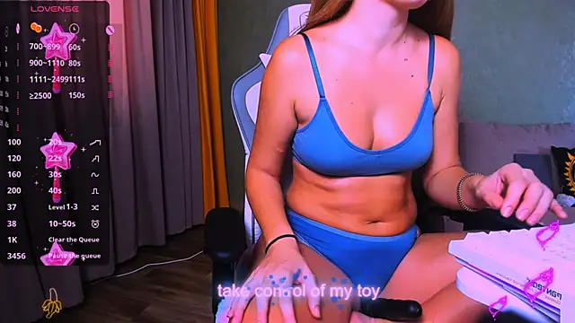 Snapshot of ReggieMeow chatting on 24, 2, 2025 ReggieMeow online show from 24, 2, 2025