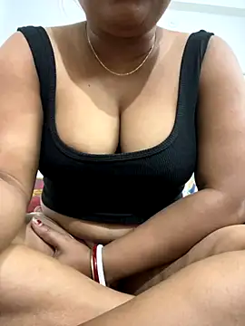 Snapshot of Nancy-22 chatting on 2, 11, 2025 Nancy-22 online show from 2, 11, 2025