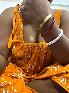 Snapshot of Nancy-22 chatting on 18, 11, 2025 Nancy-22 online show from 18, 11, 2025