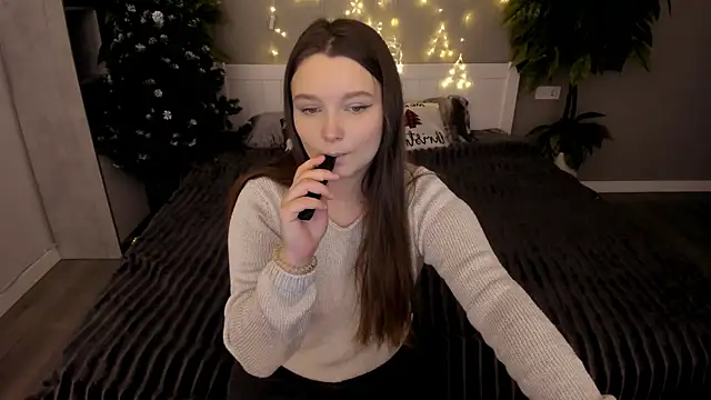 MagicPeachh  online show from 6, 1, 2026