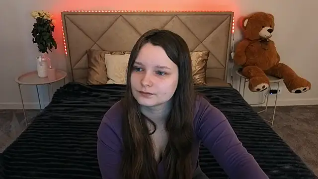 MagicPeachh  online show from 20, 3, 2026