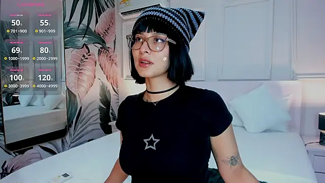 Ramona Flower online show from 18, 11, 2025