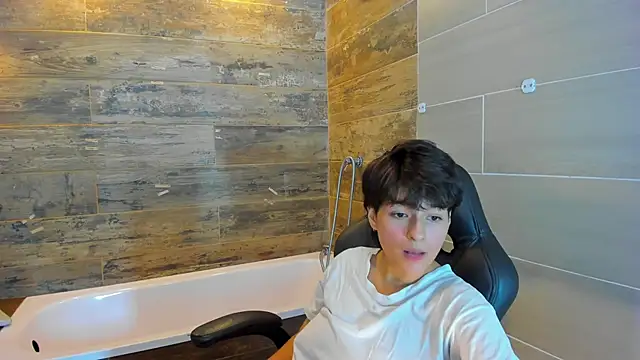 Snapshot of Bryce_Evans chatting on 14, 3, 2025 Bryce Evans online show from 14, 3, 2025