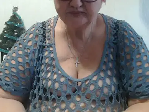 DeniseeRose online show from 6, 1, 2025