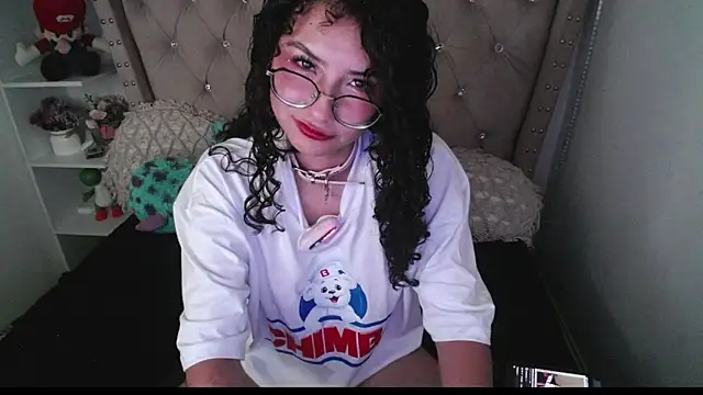 CherieCurl online show from 30, 9, 2025