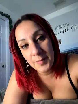 Snapshot of DeeLight124 chatting on 12, 10, 2025 DeeLight124 online show from 12, 10, 2025