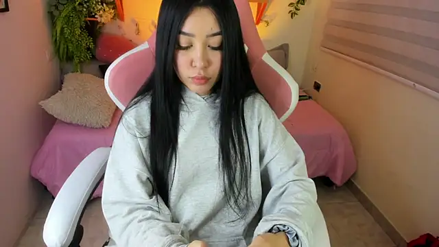 Snapshot of Starliee__ chatting on 24, 10, 2025 Starliee online show from 24, 10, 2025