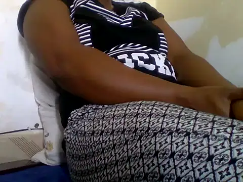 Hot-zeenah online show from 1, 10, 2025