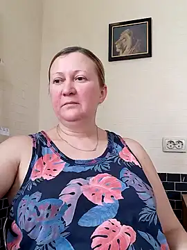 blondyaguar online show from 6, 2, 2025