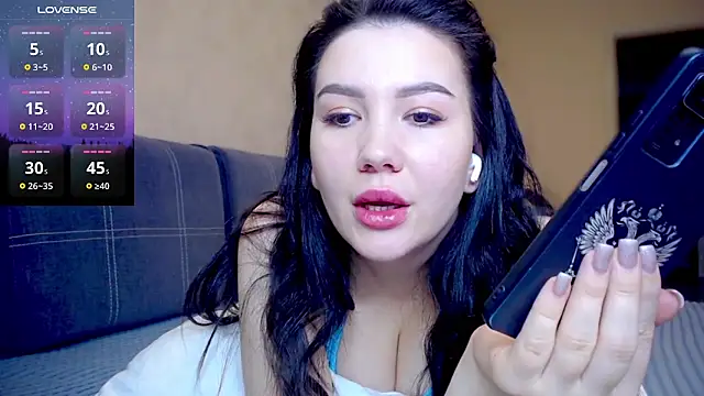 AlexaCruze online show from 30, 1, 2025