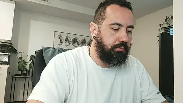 Snapshot of Agramarrbrazil chatting on 15, 12, 2025 Agramarrbrazil online show from 15, 12, 2025