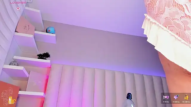 Sally  Walker online show from 19, 11, 2025