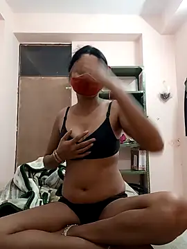 Young couple143 online show from 11, 1, 2025