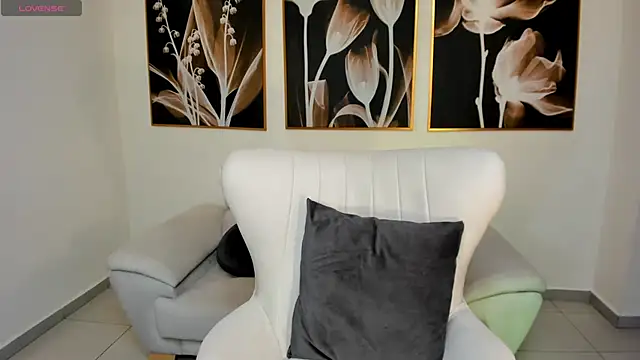 SamanthaConnor  online show from 11, 3, 2025