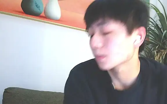 Snapshot of ace2p chatting on 10, 10, 2025 ace2p online show from 10, 10, 2025