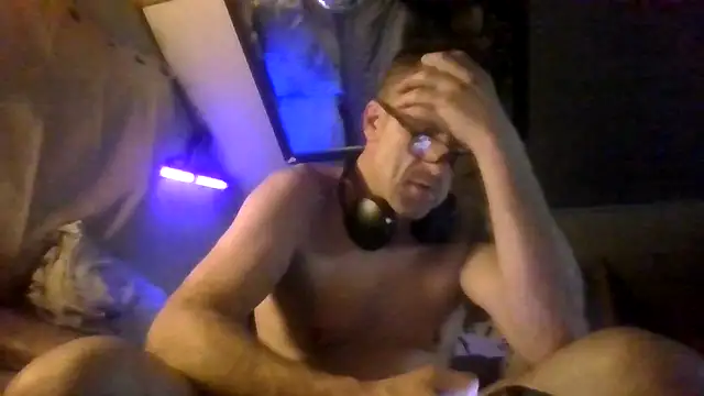 Snapshot of Manwhorxxlcock chatting on 11, 11, 2025 Manwhorxxlcock online show from 11, 11, 2025