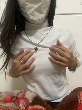 Snapshot of Tuongvy05 chatting on 13, 1, 2025 Tuongvy05 online show from 13, 1, 2025