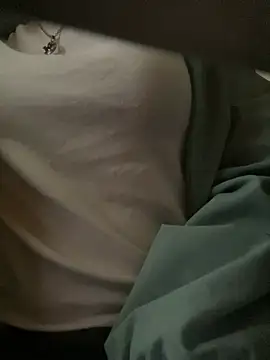 Snapshot of Tuongvy05 chatting on 20, 1, 2025 Tuongvy05 online show from 20, 1, 2025