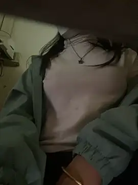 Snapshot of Tuongvy05 chatting on 20, 1, 2025 Tuongvy05 online show from 20, 1, 2025