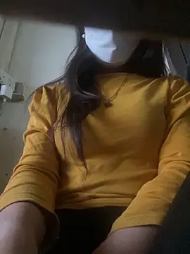 Snapshot of Tuongvy05 chatting on 22, 1, 2025 Tuongvy05 online show from 22, 1, 2025