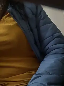 Snapshot of Tuongvy05 chatting on 24, 2, 2025 Tuongvy05 online show from 24, 2, 2025