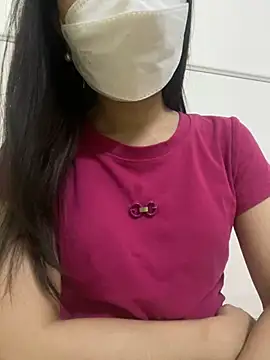 Snapshot of Tuongvy05 chatting on 3, 3, 2025 Tuongvy05 online show from 3, 3, 2025