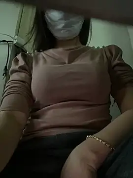 Snapshot of Tuongvy05 chatting on 12, 3, 2025 Tuongvy05 online show from 12, 3, 2025