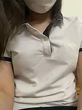 Snapshot of Tuongvy05 chatting on 17, 3, 2025 Tuongvy05 online show from 17, 3, 2025