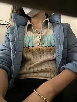 Snapshot of Tuongvy05 chatting on 22, 3, 2025 Tuongvy05 online show from 22, 3, 2025