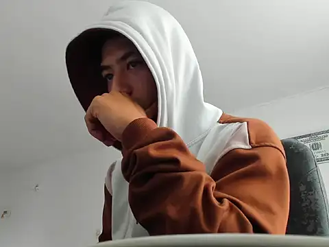 Chandler ken online show from 10, 10, 2025