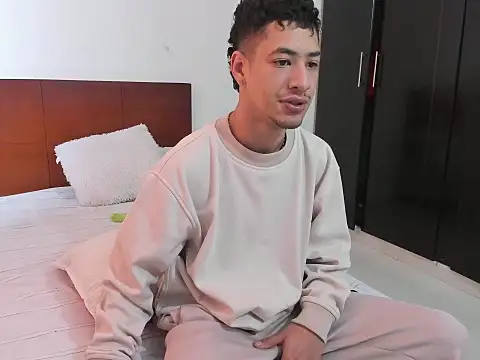 Chandler ken online show from 20, 10, 2025