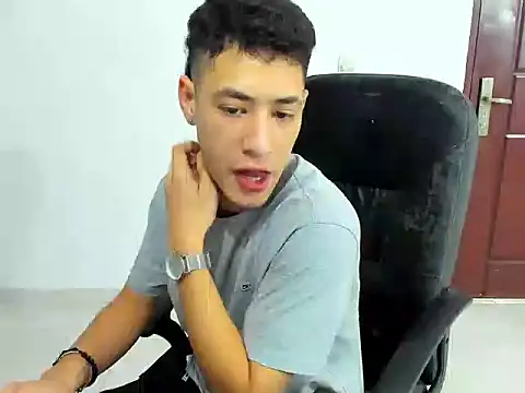 Chandler ken online show from 2, 12, 2025