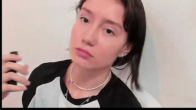 lizzy davis 1 online show from 28, 12, 2024