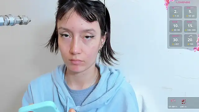 lizzy davis 1 online show from 4, 10, 2025