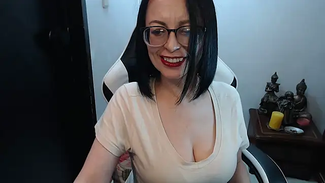 Snapshot of AnasstaciaEvans chatting on 11, 3, 2026 AnasstaciaEvans online show from 11, 3, 2026