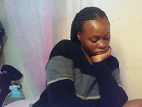 Snapshot of EBONYVANILLA02 chatting on 18, 10, 2025 EBONYVANILLA02 online show from 18, 10, 2025