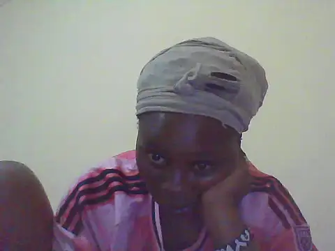 Snapshot of EBONYVANILLA02 chatting on 26, 11, 2025 EBONYVANILLA02 online show from 26, 11, 2025