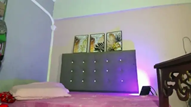 Snapshot of sexy-luna-star-ts chatting on 19, 12, 2025 sexy-luna-star-ts online show from 19, 12, 2025