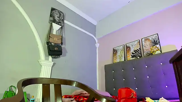 Snapshot of sexy-luna-star-ts chatting on 7, 1, 2026 sexy-luna-star-ts online show from 7, 1, 2026