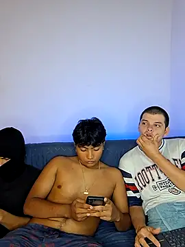  Ottis  online show from 29, 11, 2025